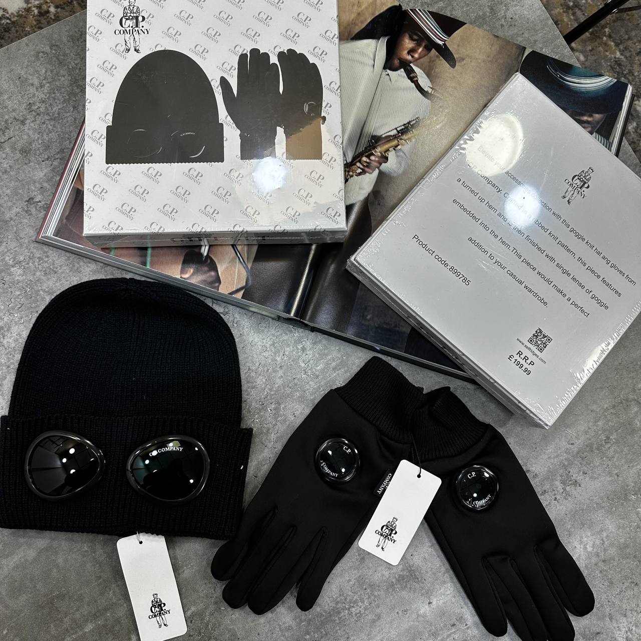 Top quality Cpi hat and gloves set ha2210