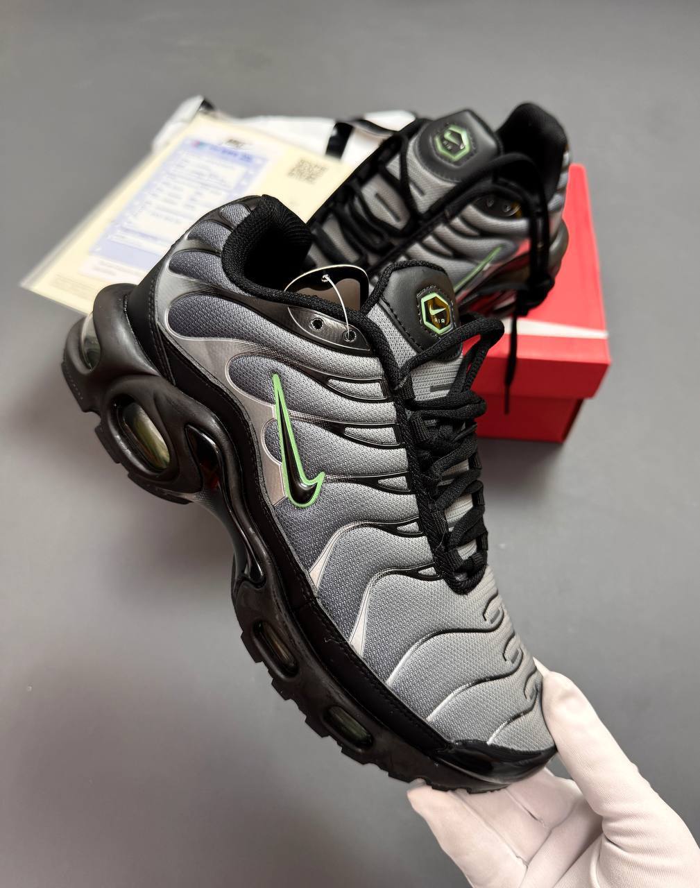Men’s tns na1707