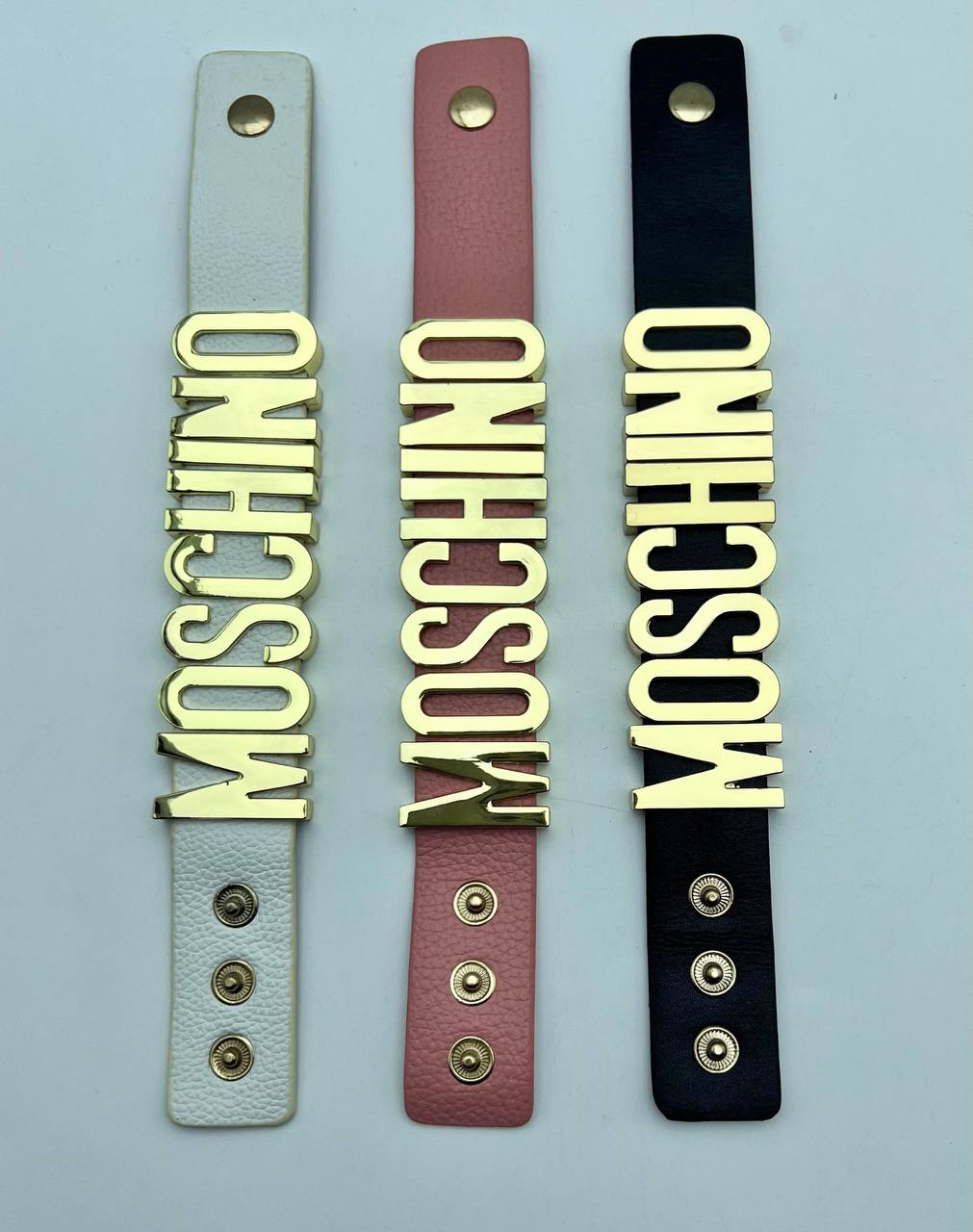 Moschin bracelet with box and carrier bag sa0705