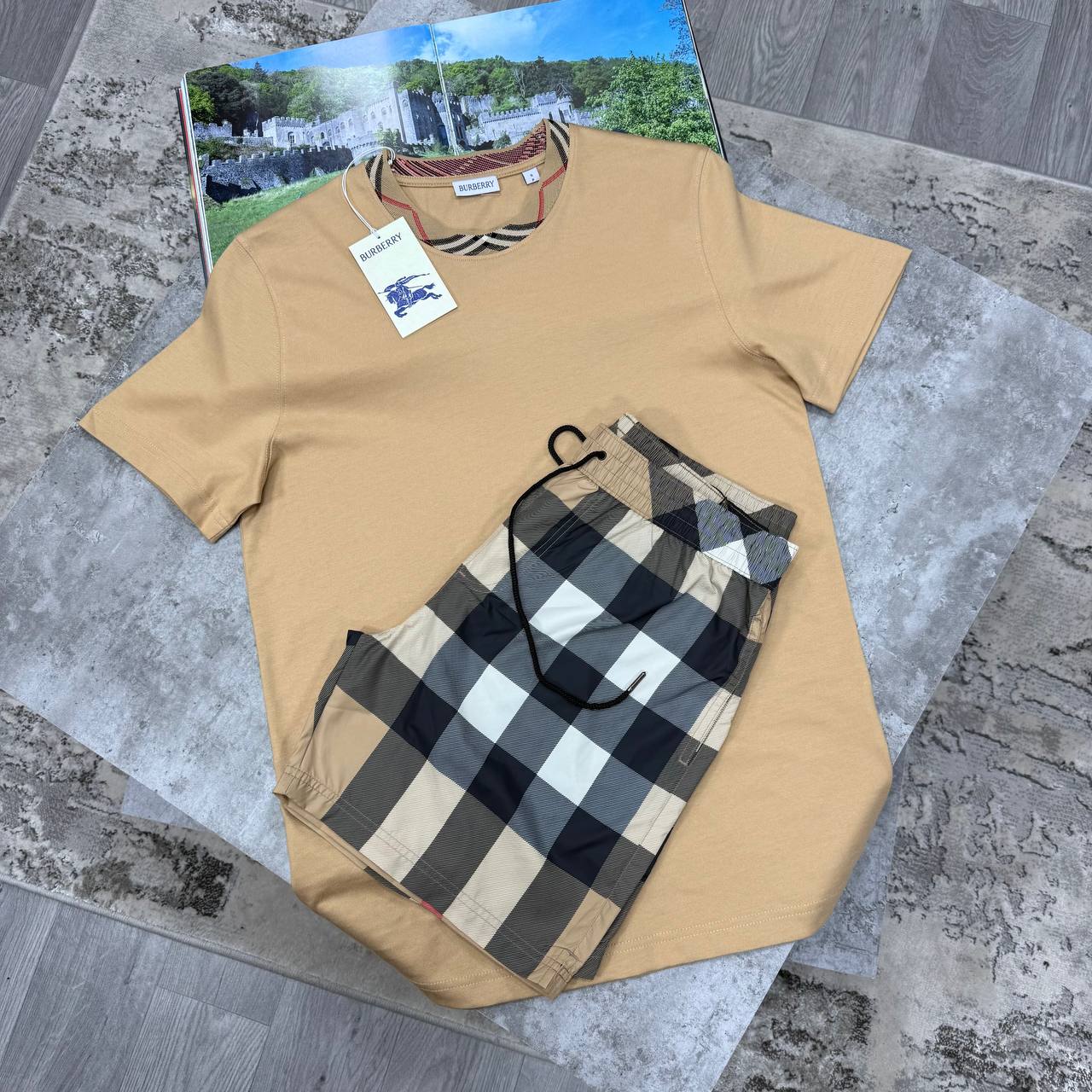 SUPER CLON BURBERR SWIM SHORTS jay3105