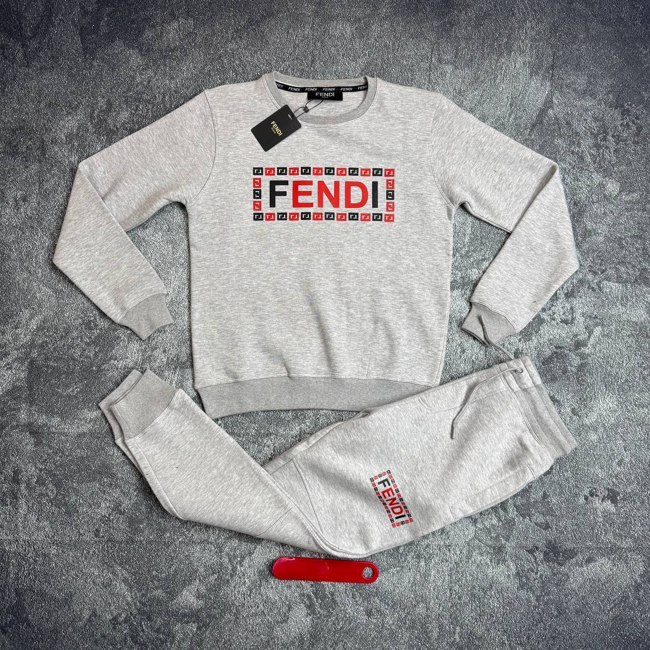 Fend tracksuit on sale sa1005