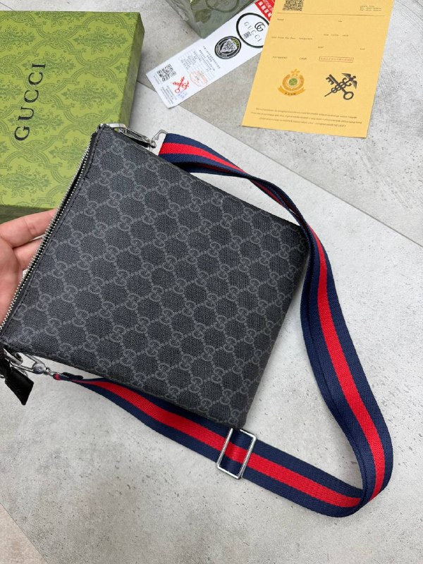 MENS GUCC BAG COME WITH BOX ETC am1707