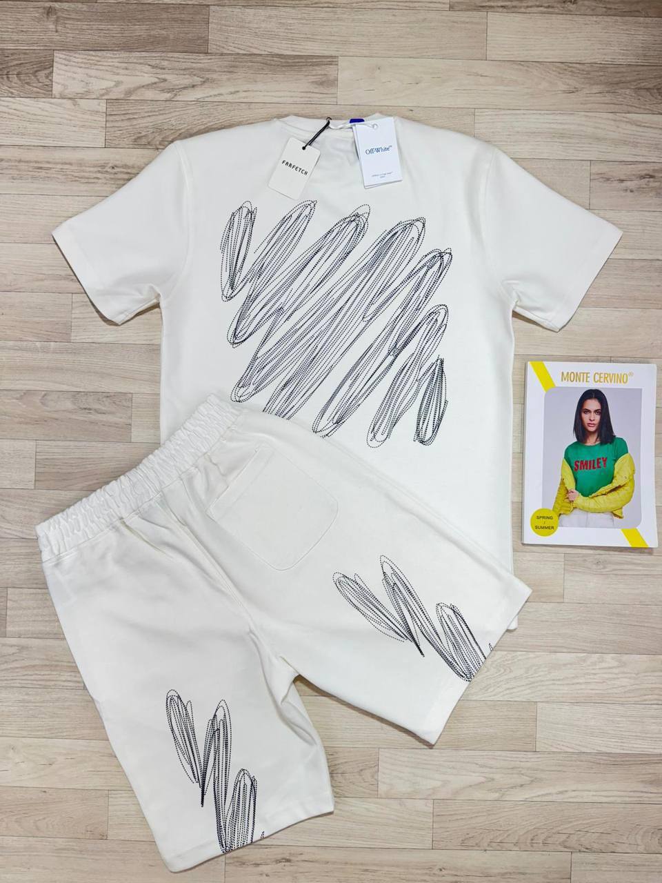 Off-whit shorts set jj1808