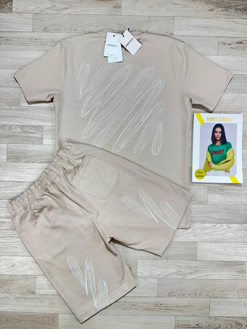 Off-whit shorts set jj1808