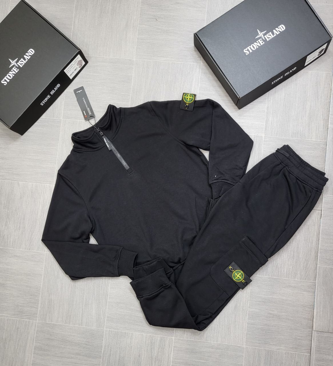 QUALITY STON ISLAN TRACKSUIT WITH BOX ak1908