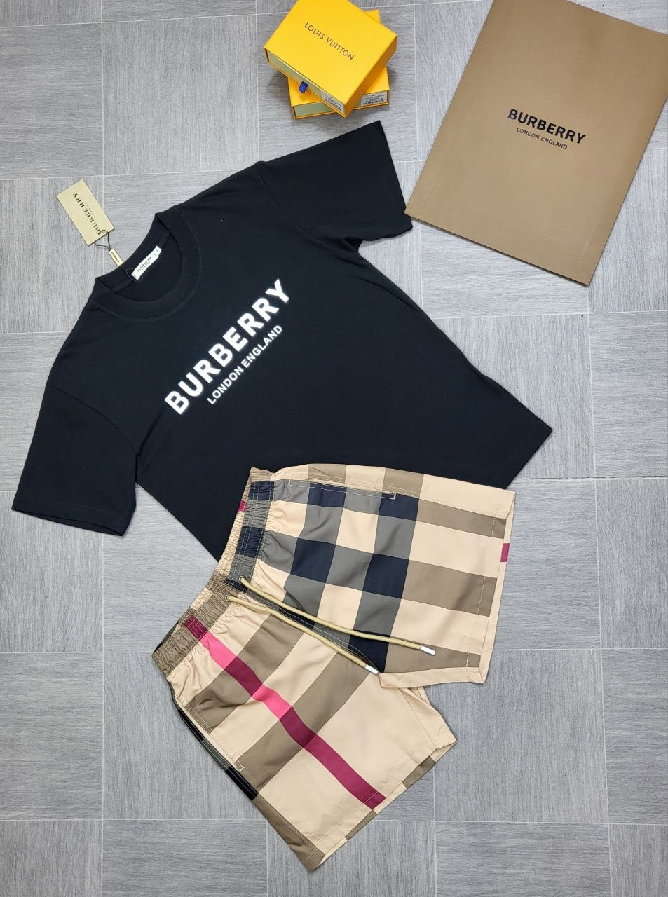 SUPERCLON QUALITY BURBER SHORT SET ak1908