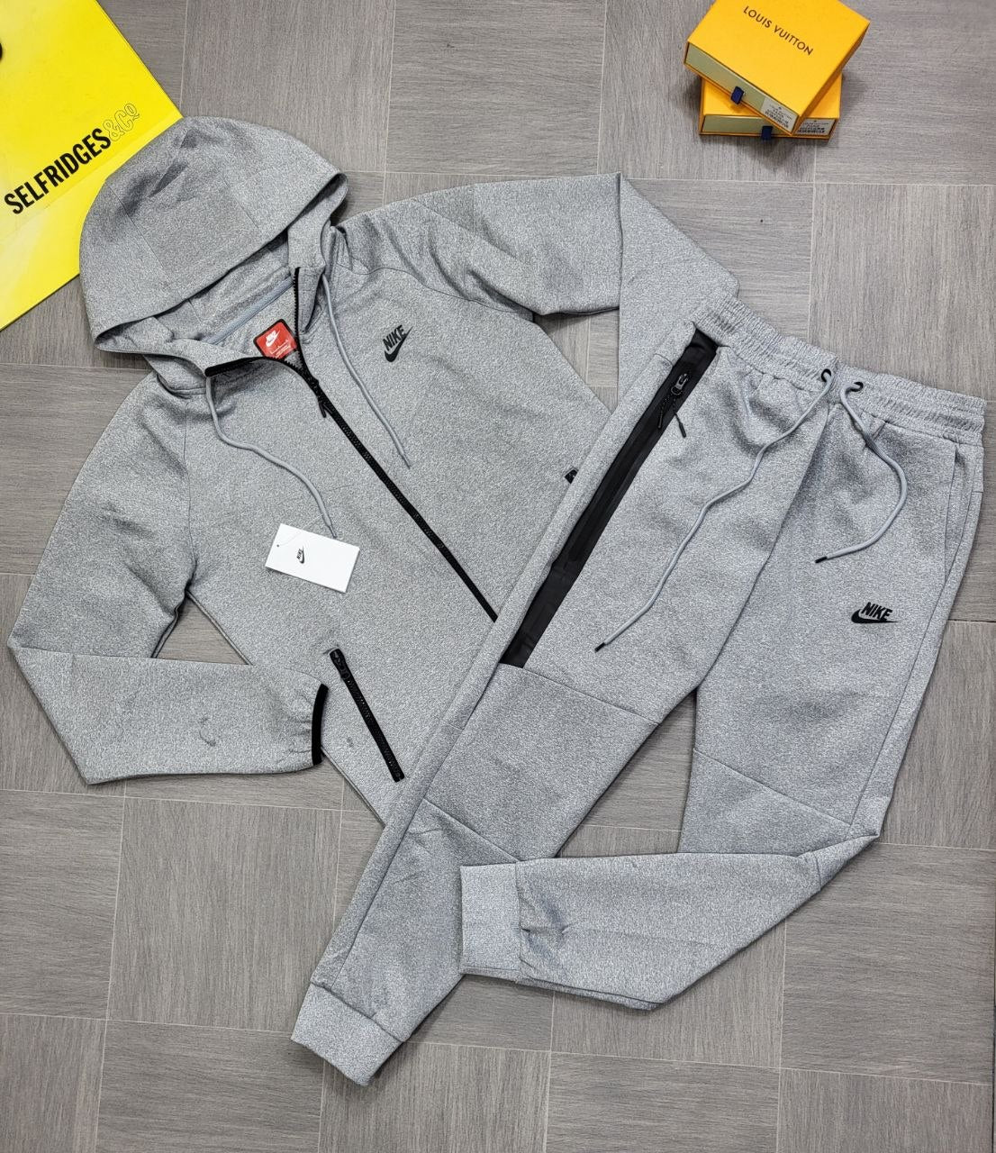 QUALITY NIK TRACKSUIT ak2208