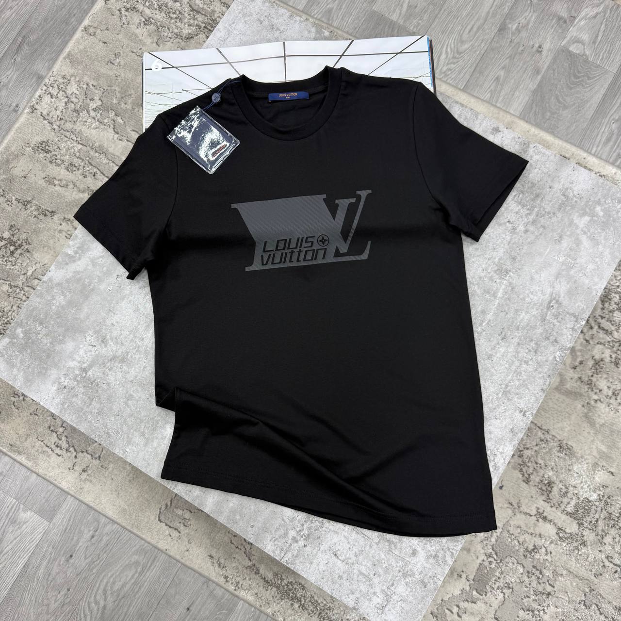 SUPER CLON LV TEE jay3006