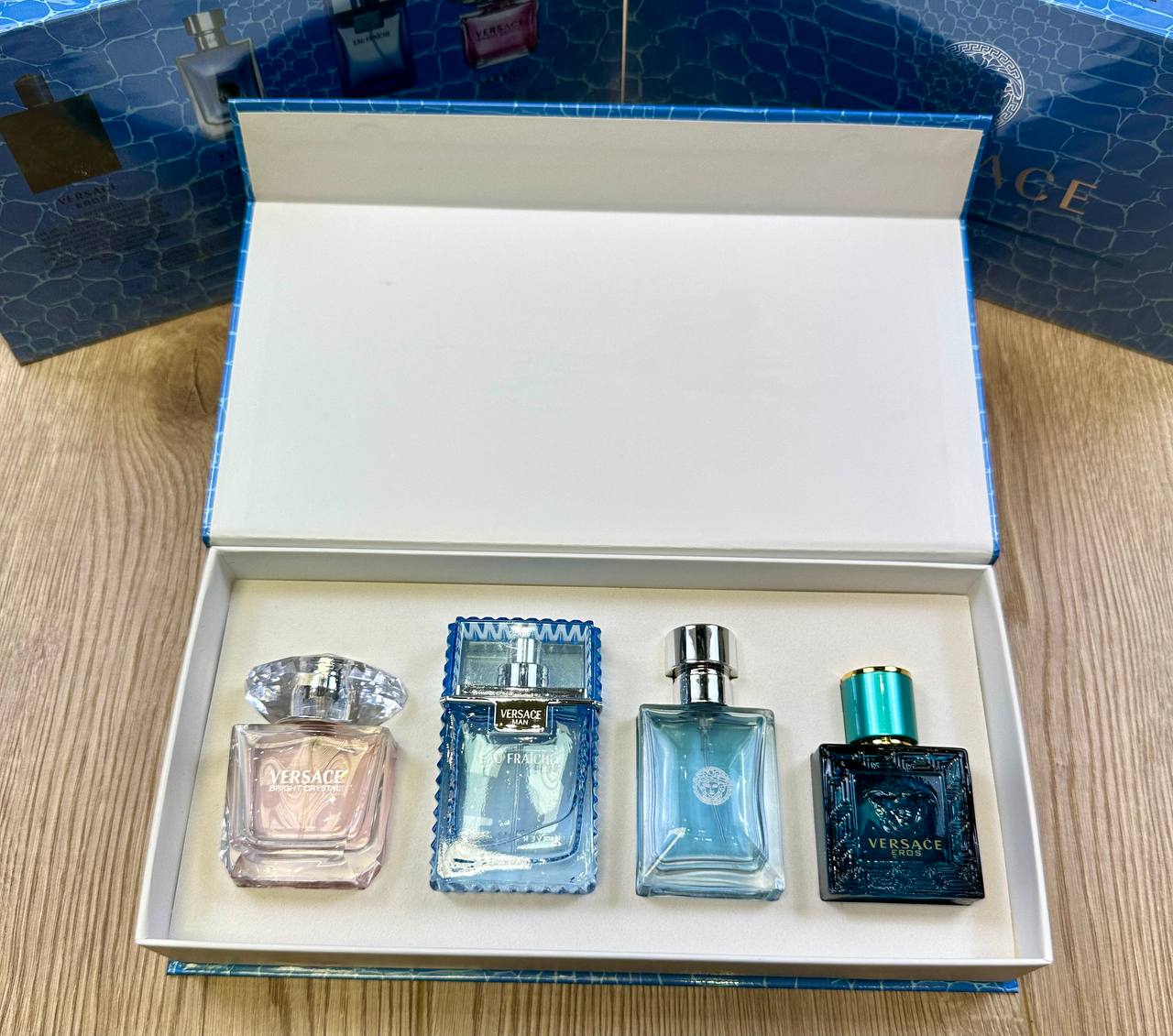VERSAC EAU DE TOILETT MAN PERFUME GIFT SET Available to2808