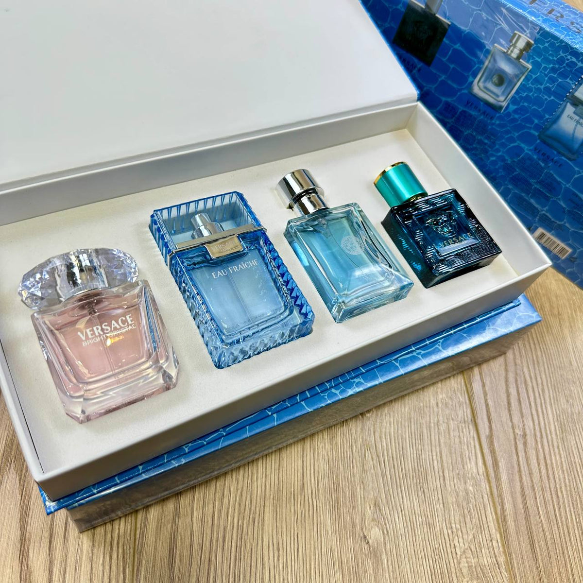 VERSAC EAU DE TOILETT MAN PERFUME GIFT SET Available to2808