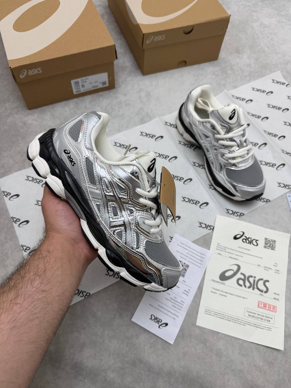 MENS ASIC GEL COME WITH BOX ETC am0409