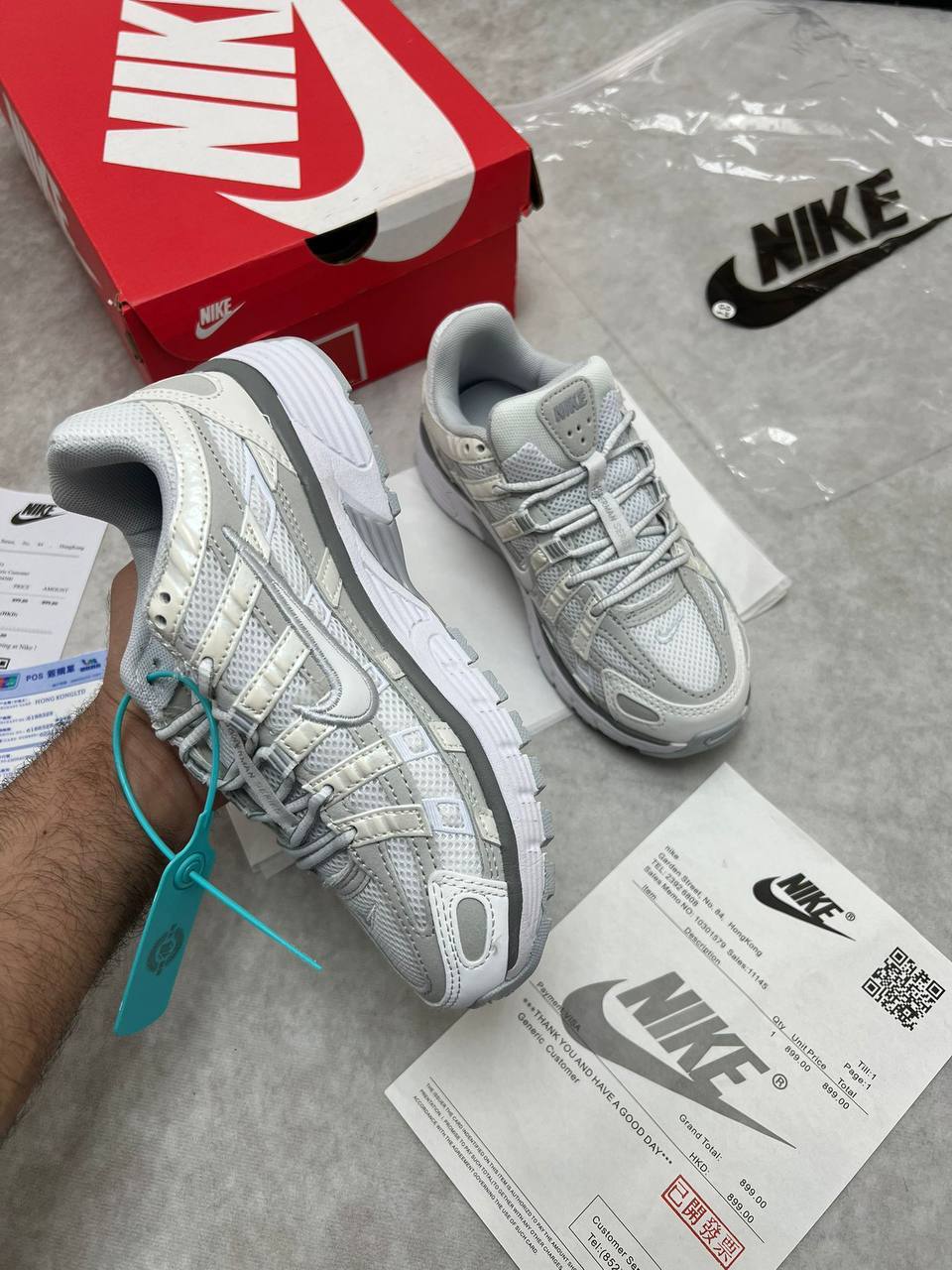 WOMENS NIK P6000 COME WITH BOX ETC am0409