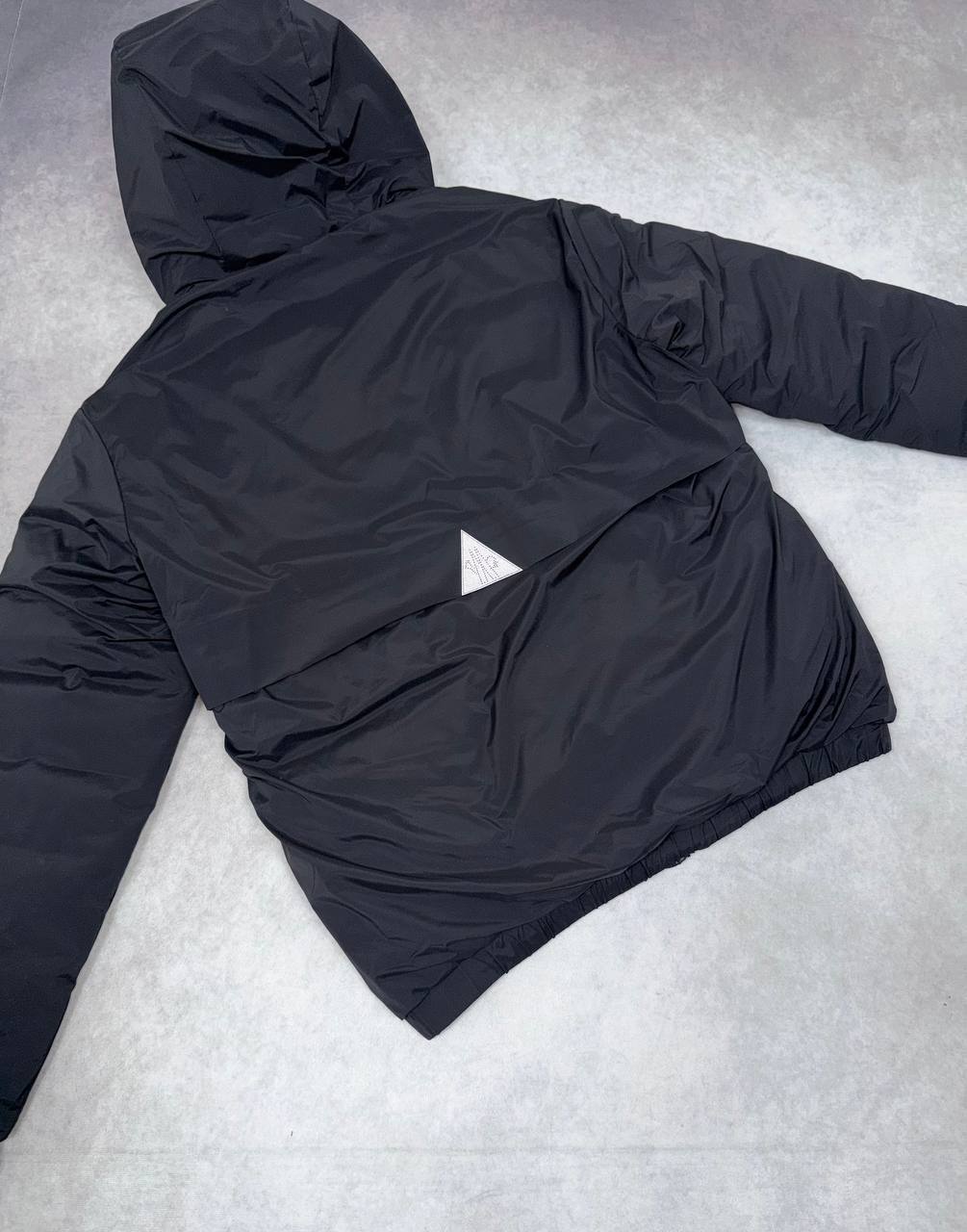 SUPER CLON MONCLE REVERSE-ABLE JACKETS NFC TAG ETC am0409