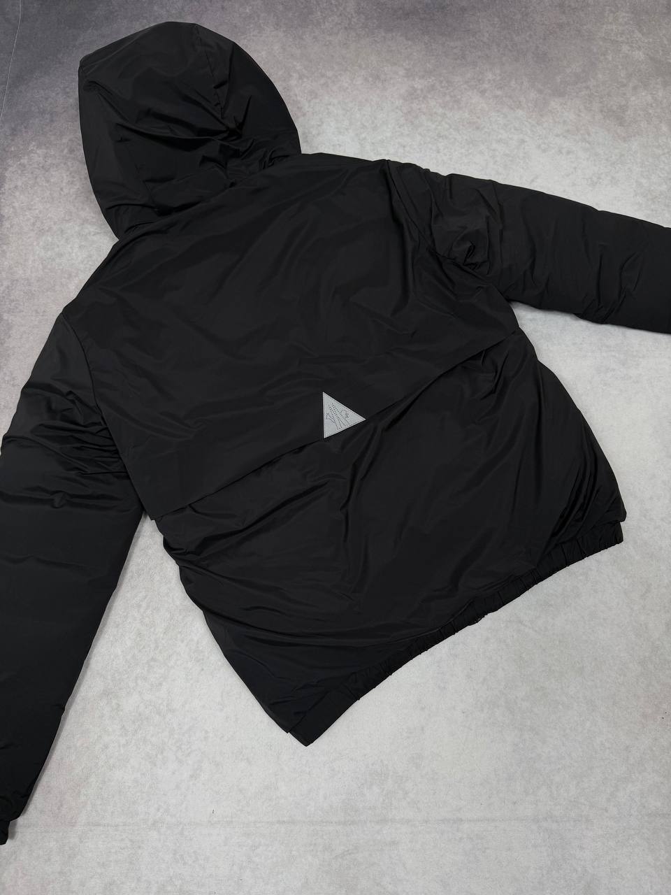 SUPER CLON MONCLE REVERSE-ABLE JACKETS NFC TAG ETC am0409