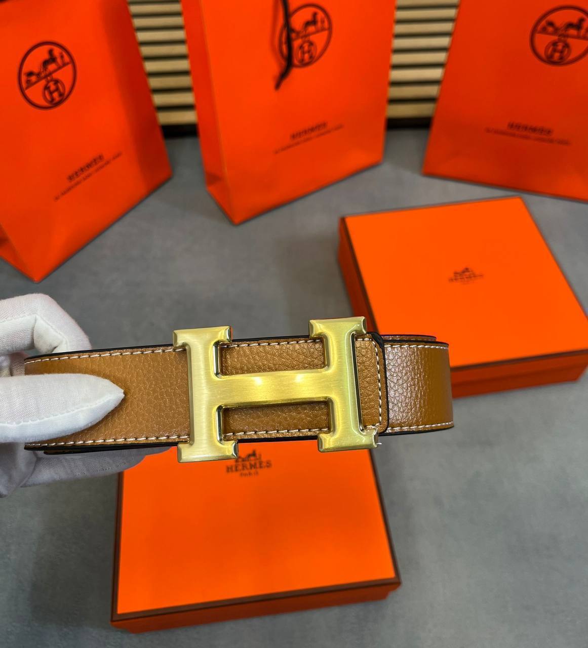 HERM BELTS COME WITH FULL PACKAGING am0909