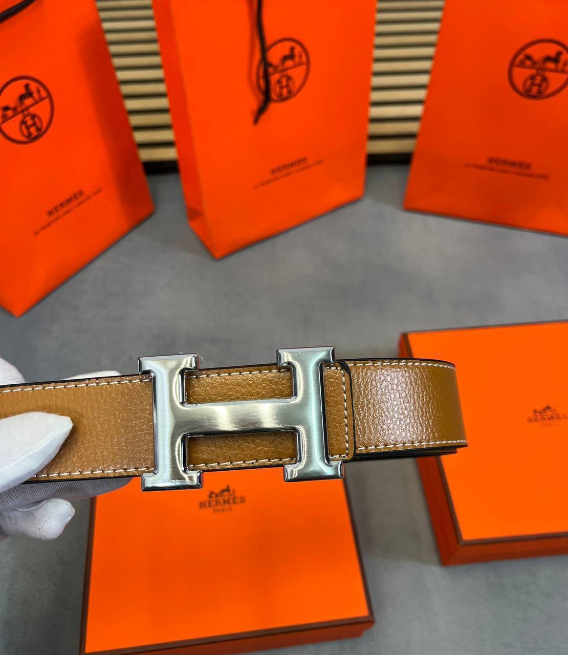 HERM BELTS COME WITH FULL PACKAGING am0909