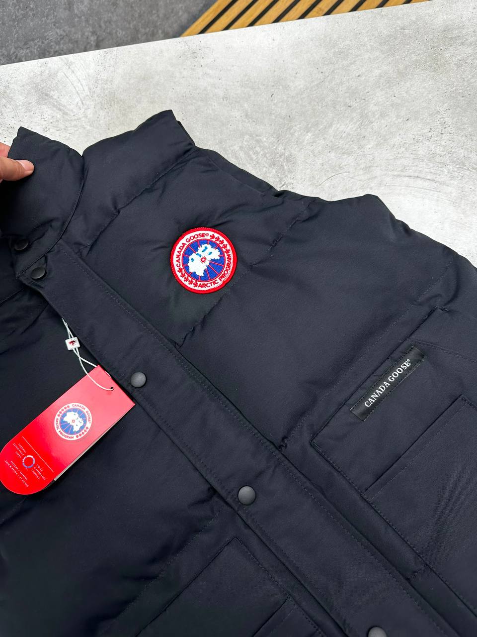 MENS CANAD GOOSE GILET am0909