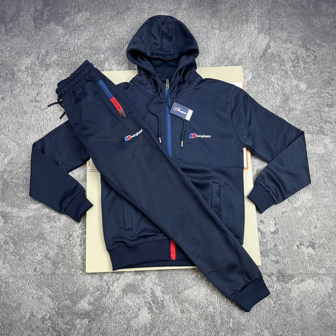 Berghau tracksuit sa1009