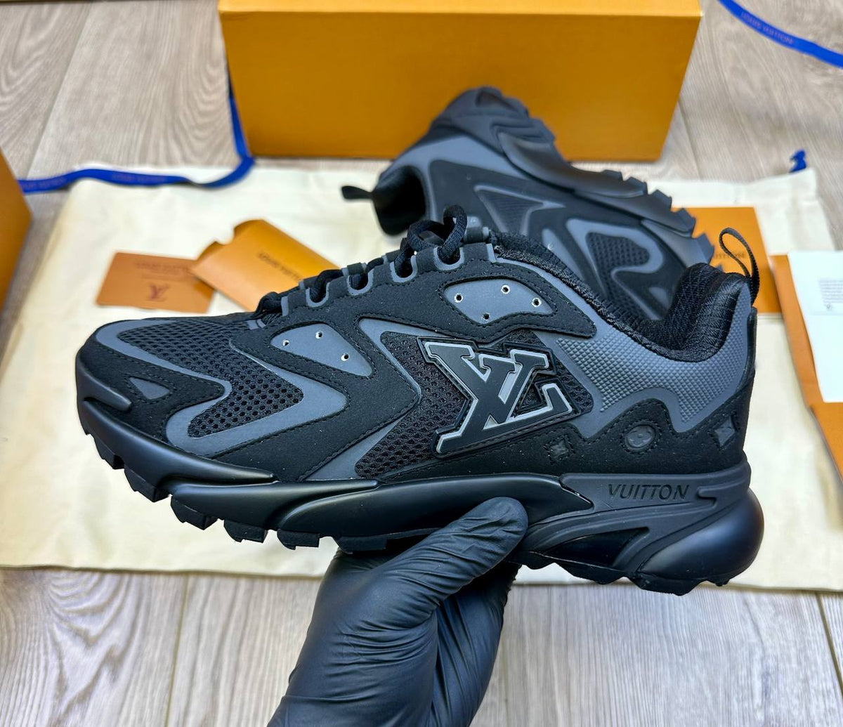 LV SHOES to1209