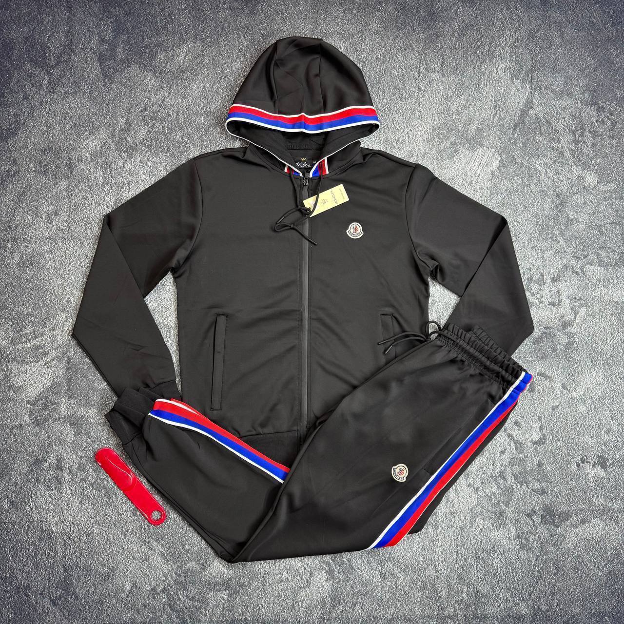 Moncle tracksuit sa1009