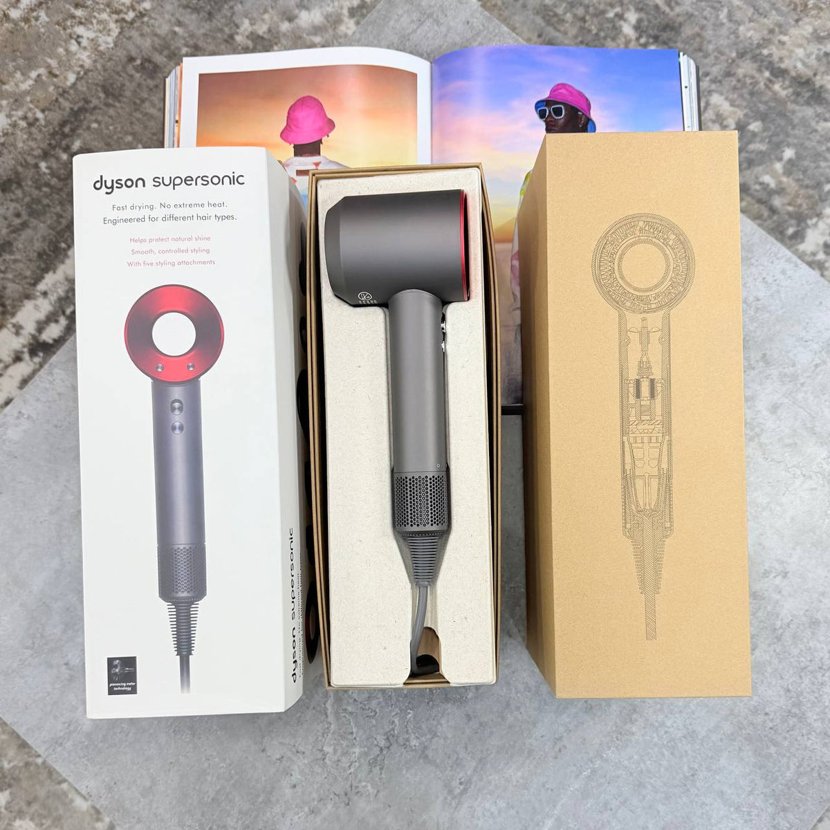 Superclon quality Dyso supersonic hair dryer with full packaging ha1109
