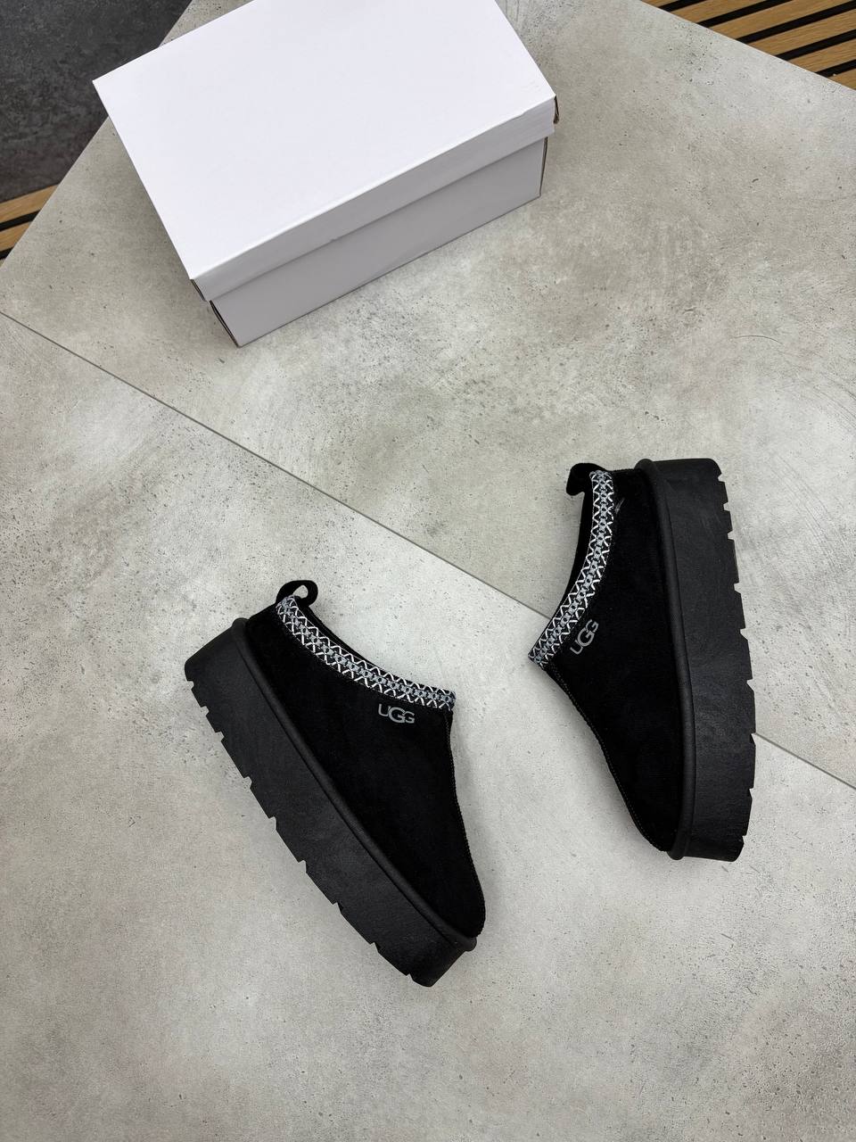 WOMENS UGGS am1309