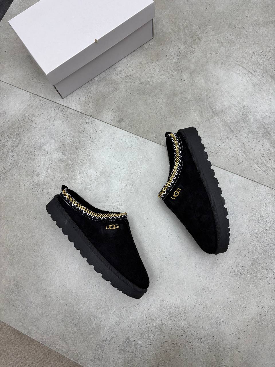 WOMENS UGGS am1309