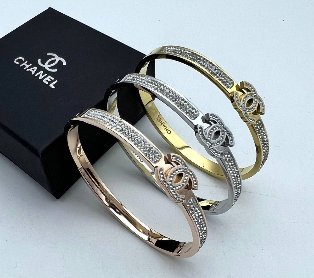 CHANE Bracelet with box sa1509
