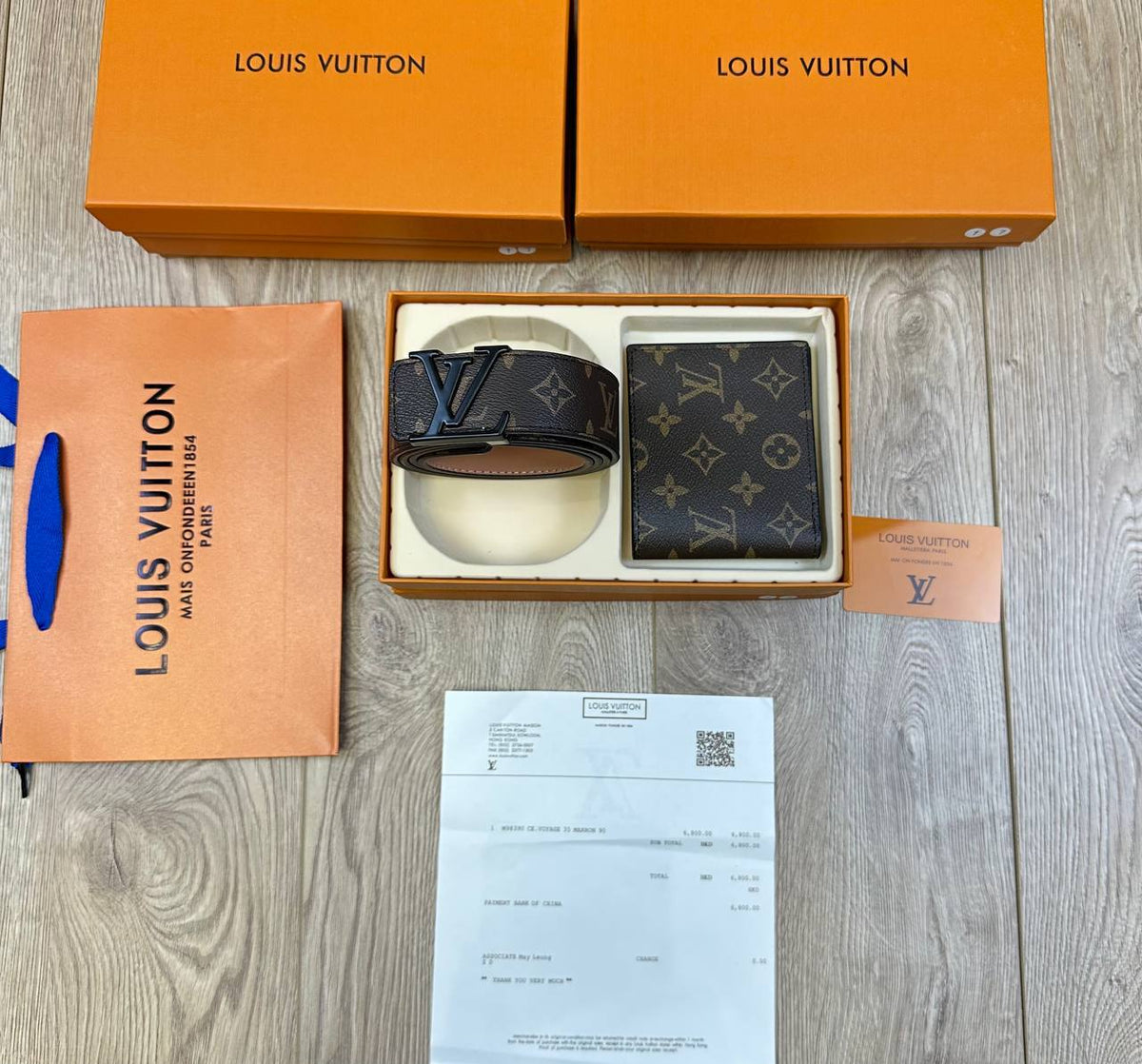 LV BELT AND WALLET SET COMES WITH BOX & PAPERWORK to1409