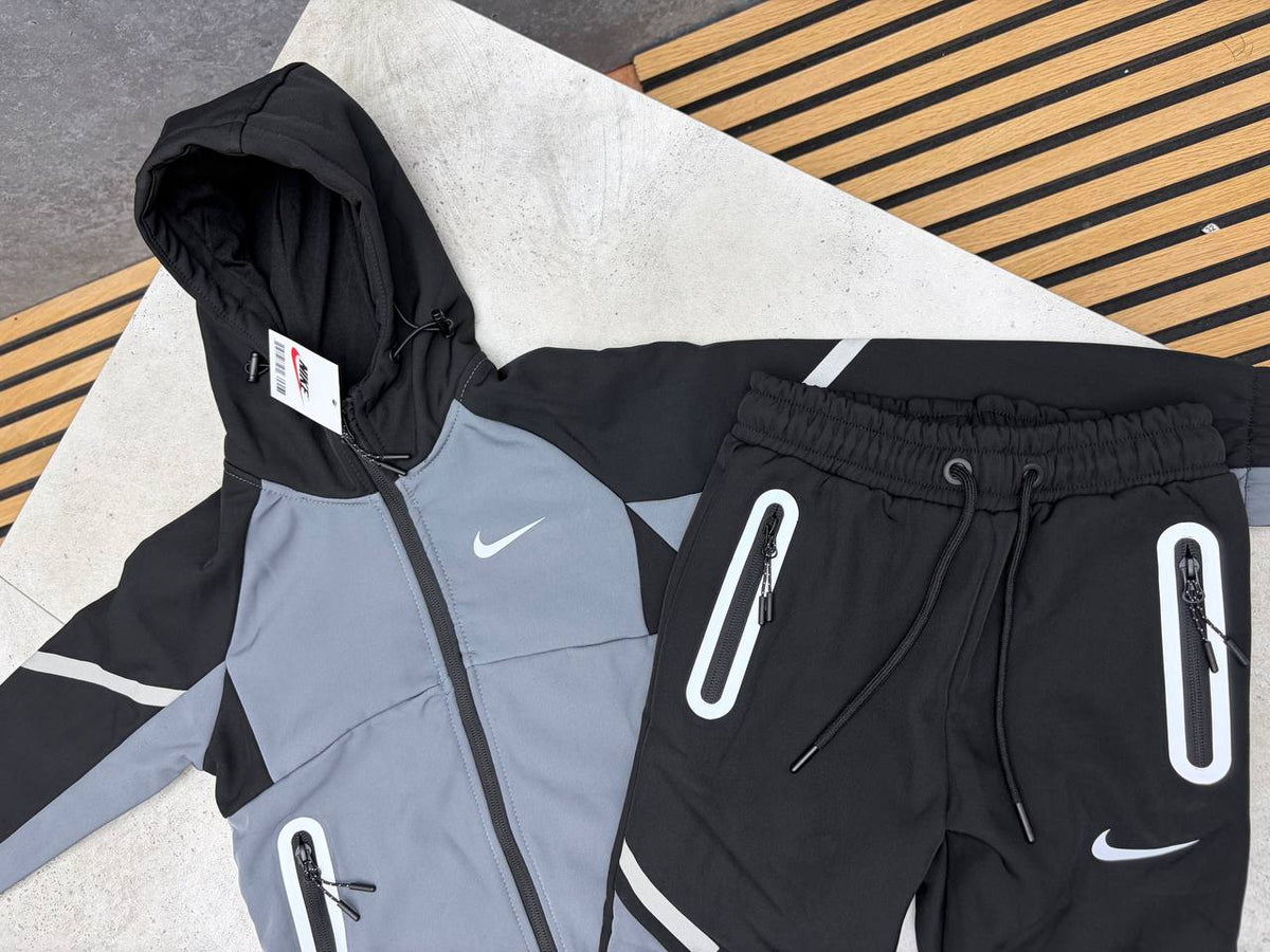 KIDS NIK TRACKSUITS am1809