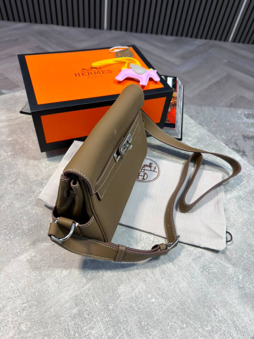 Super Clon Herme Mens Bag Boxed and Packaged aj1609