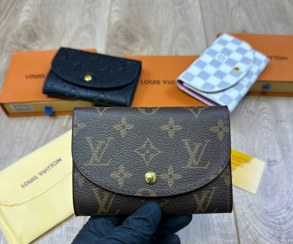 LV Women Wallet Comes with boxes to1909