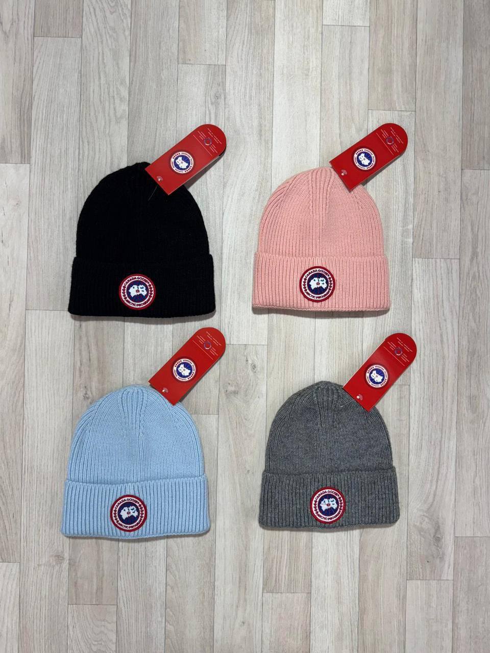 Canad goos Beanie hats jj2009