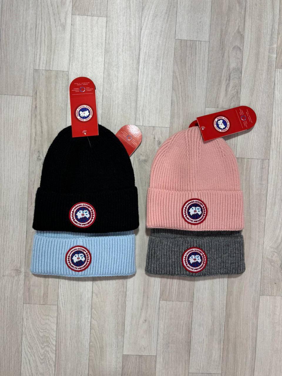 Canad goos Beanie hats jj2009