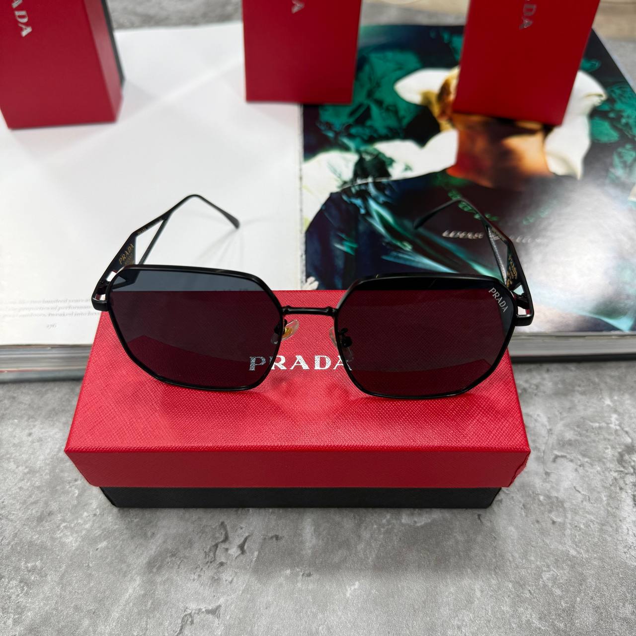 TOP QUALITY PRAD SUNGLASSES 🕶️ WITH FULL PACKAGING ETC jay2707