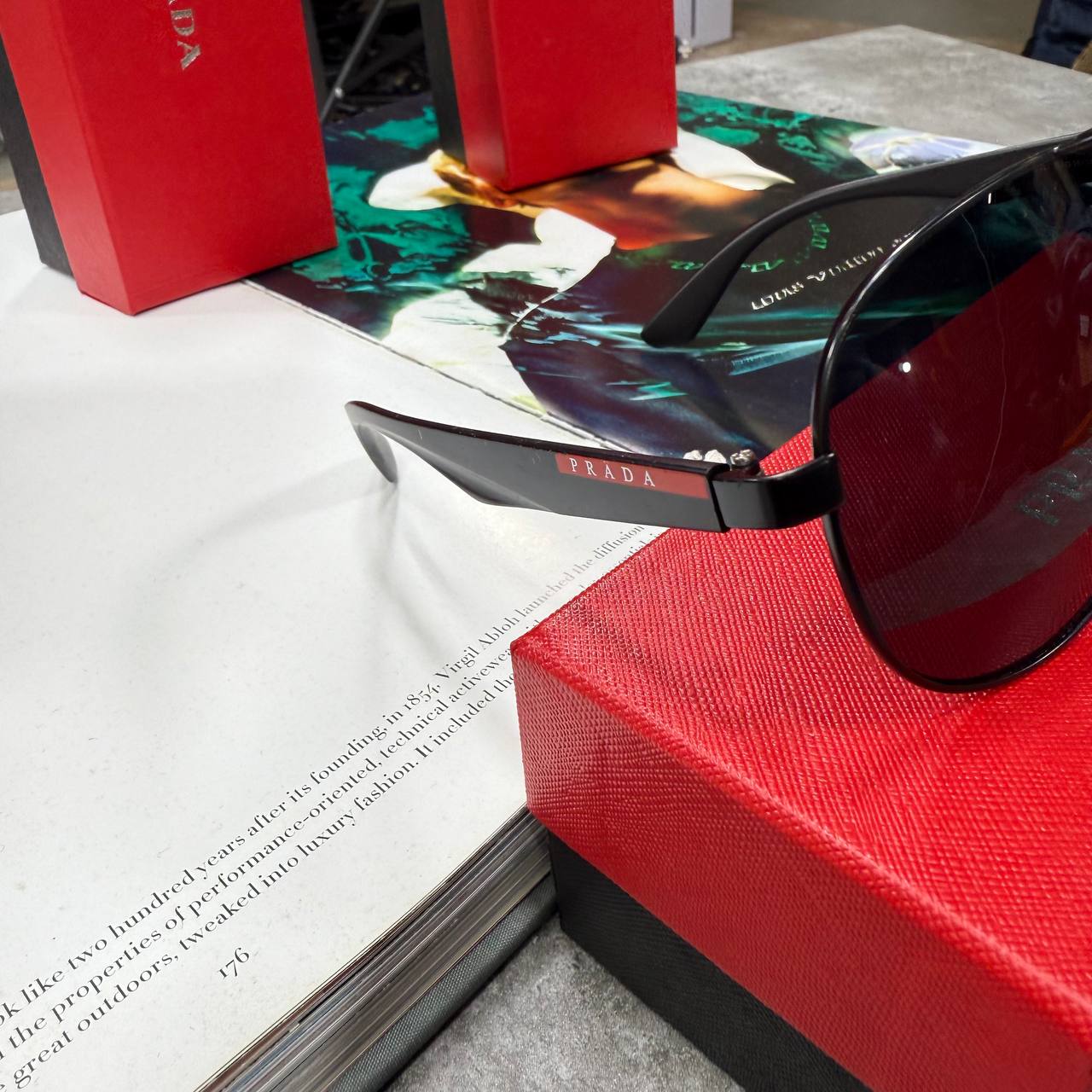 TOP QUALITY PRAD SUNGLASSES 🕶️ WITH FULL PACKAGING ETC jay2707
