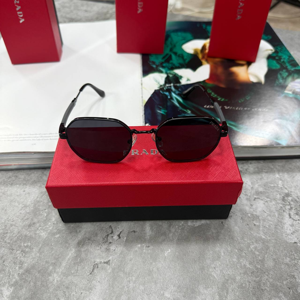TOP QUALITY PRAD SUNGLASSES 🕶️ WITH FULL PACKAGING ETC jay2707