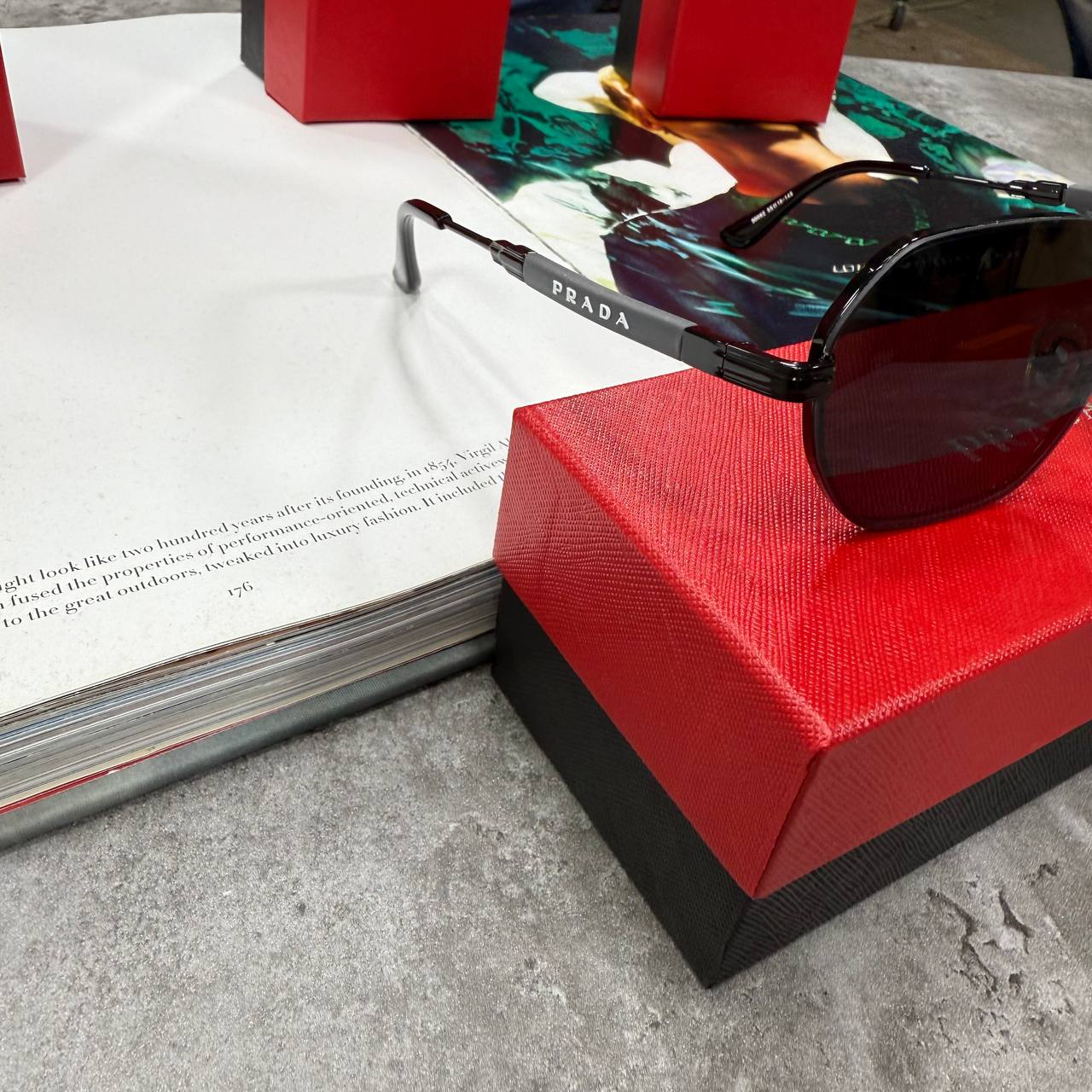 TOP QUALITY PRAD SUNGLASSES 🕶️ WITH FULL PACKAGING ETC jay2707