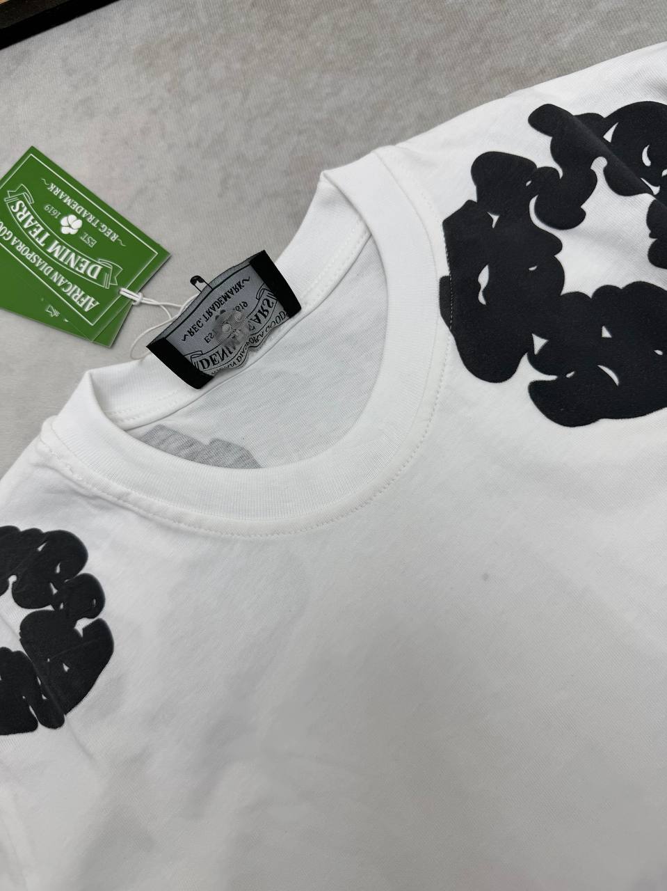 DENI TEARS TEE am2006
