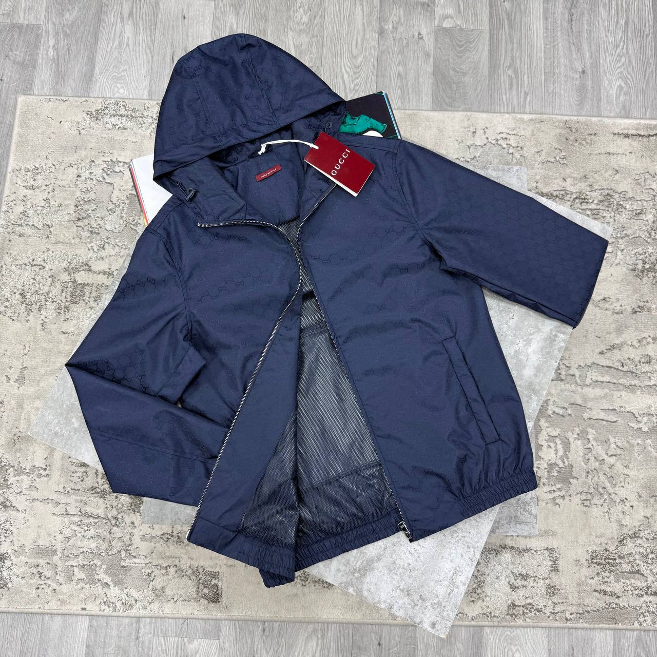 SUPER CLON GUCC WINDBREAKER & SHORTS jay0508
