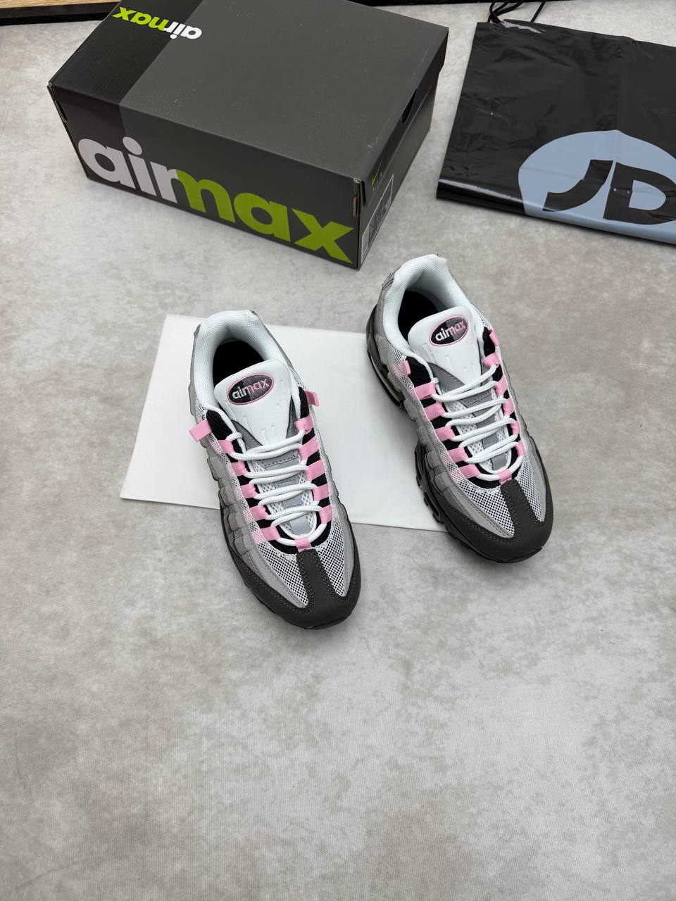 NIK AIR MAX 95 COME WITH BOX ETC am2006