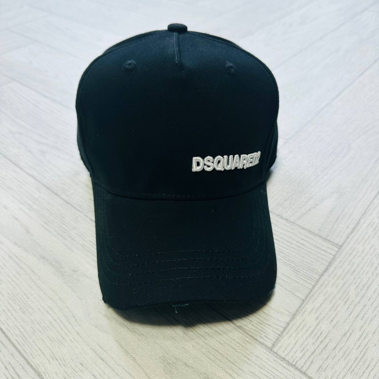 NEW DESIGNER CAPS to0109