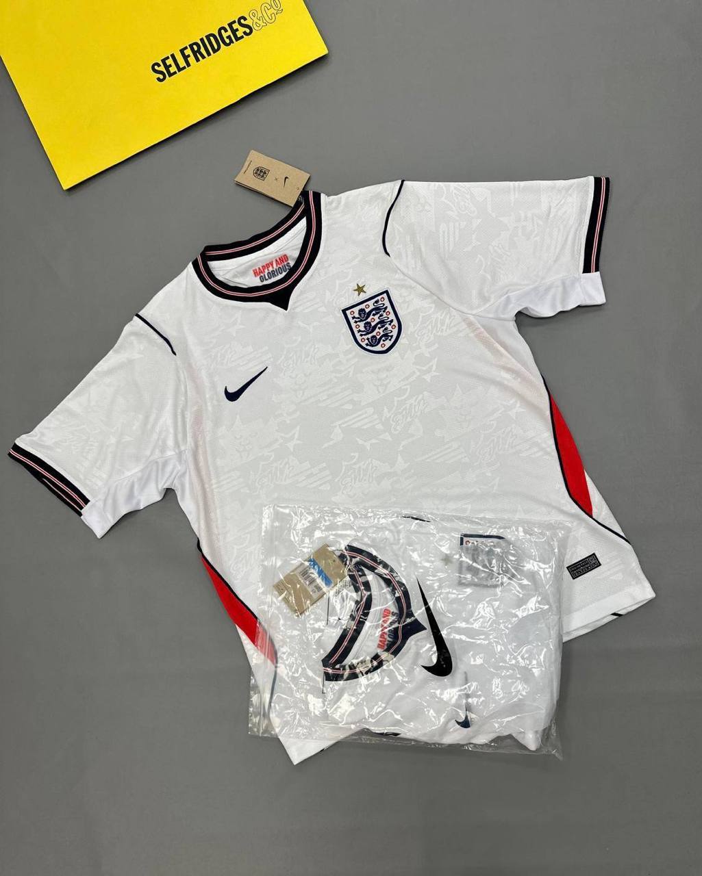 Quality England Home T-shirts to2106