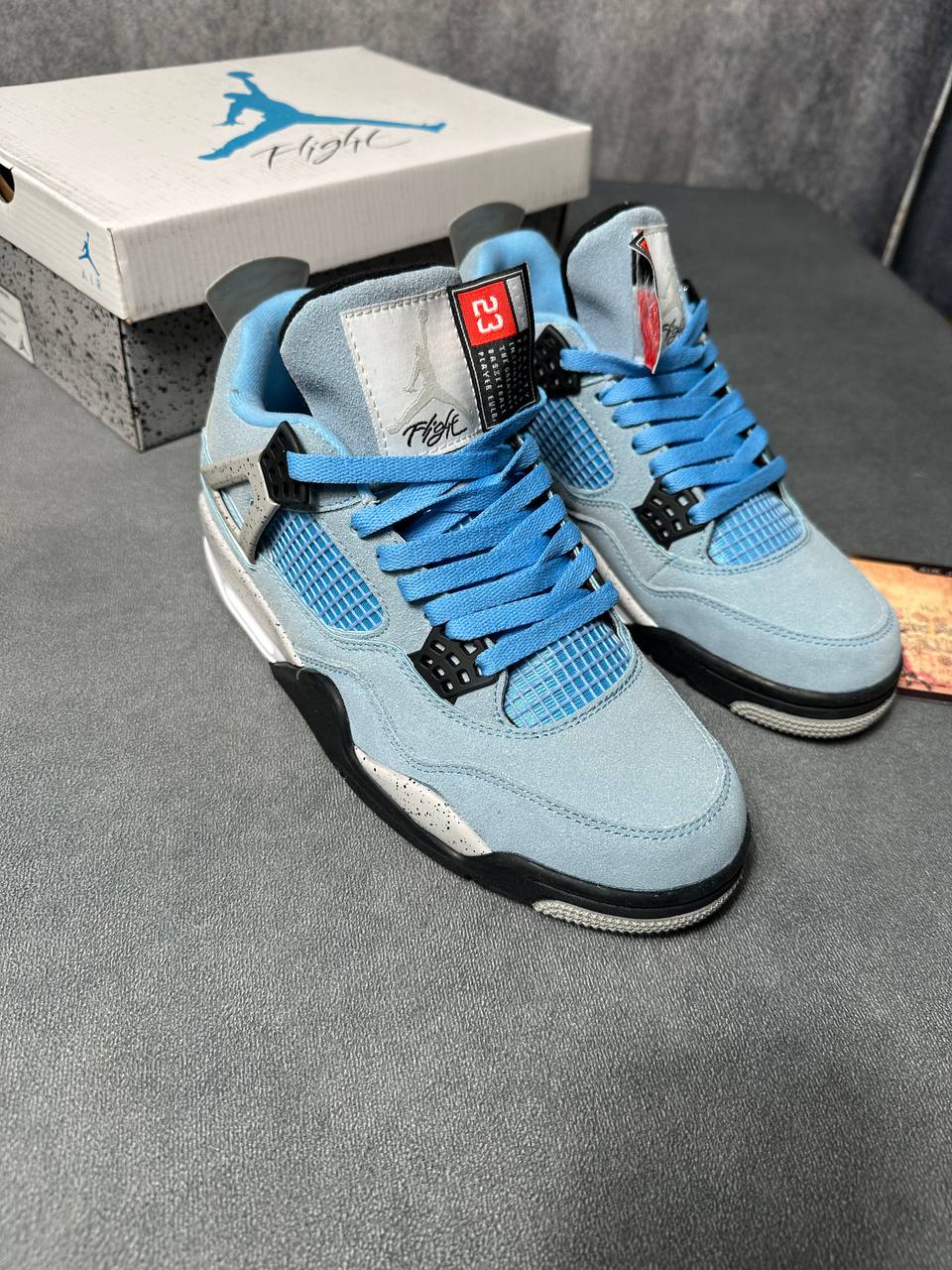 MENS JORDIN TRAINERS COME WITH BOX ETC am0309