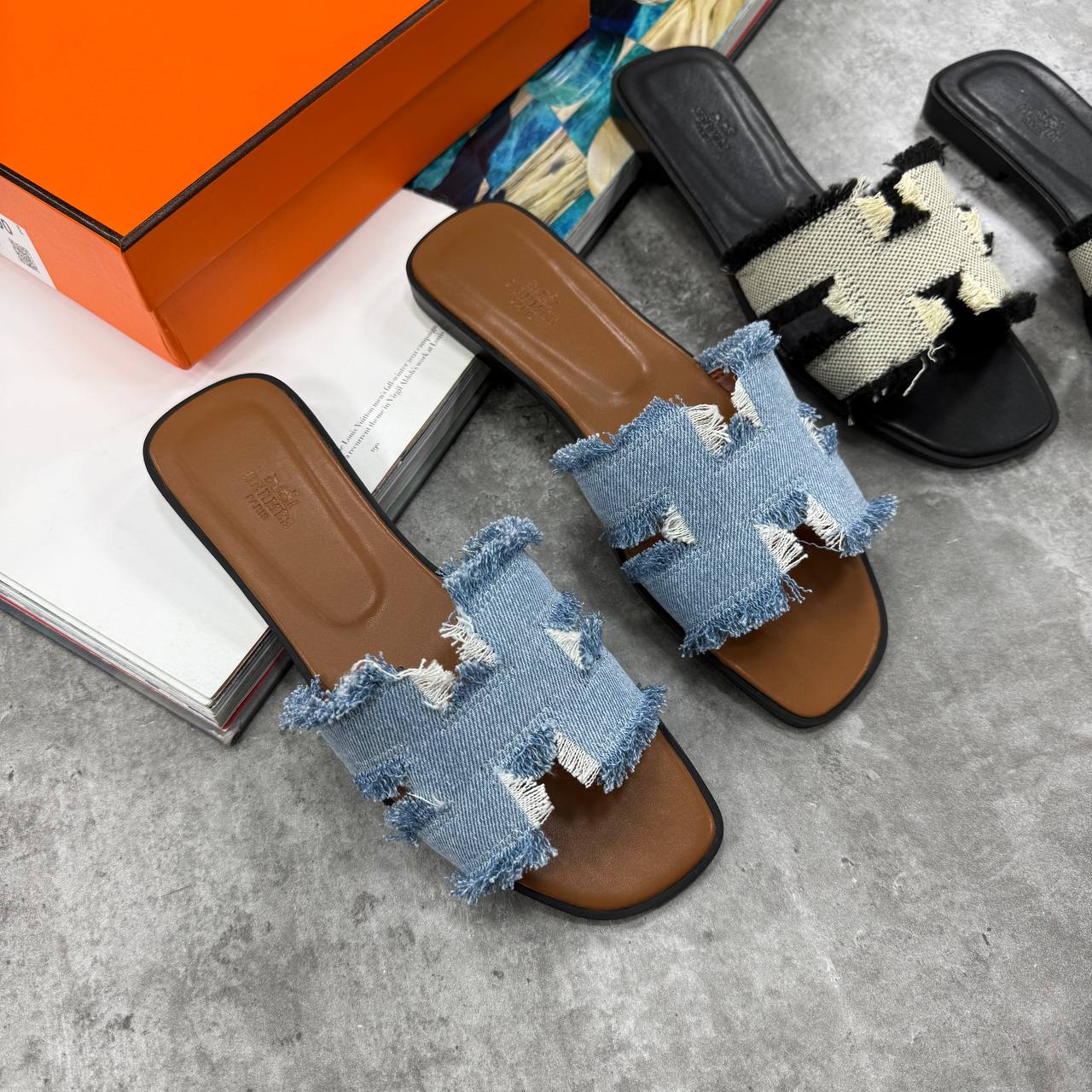SUPER CLON HERME LADIES ORAN SANDAL WITH FULL PACKAGING ETC jay2206