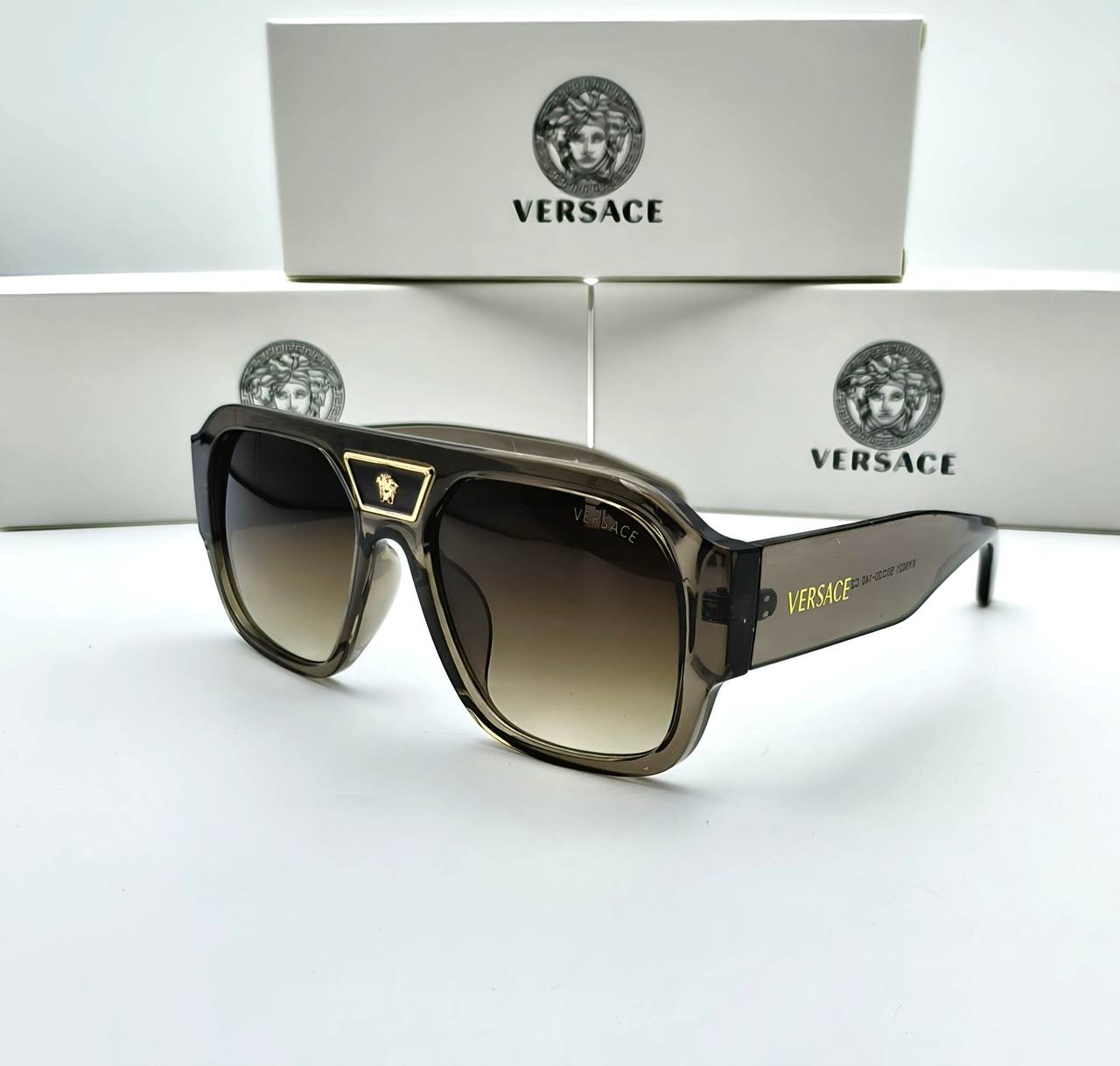 VERSAC SUNGLASSES COME WITH BOX ETC am2306