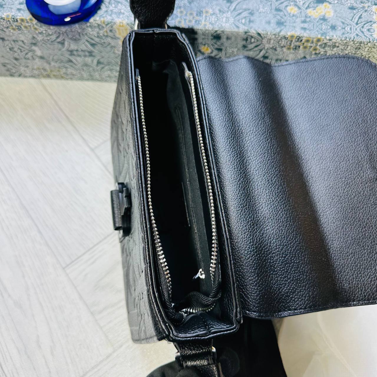DIO MAN HAND BAG WITH BOX to2306