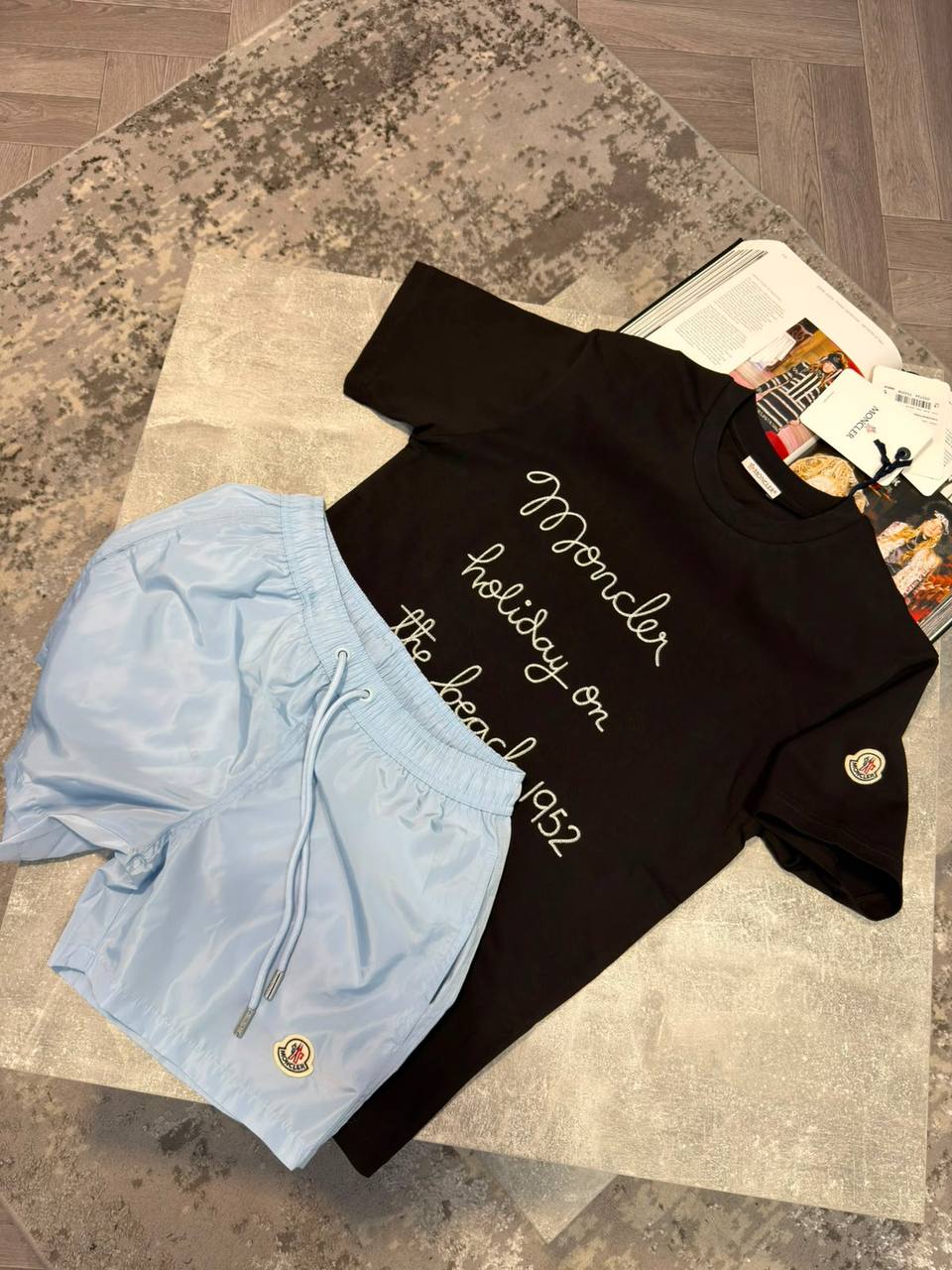 Moncle Shorts Set aj2406