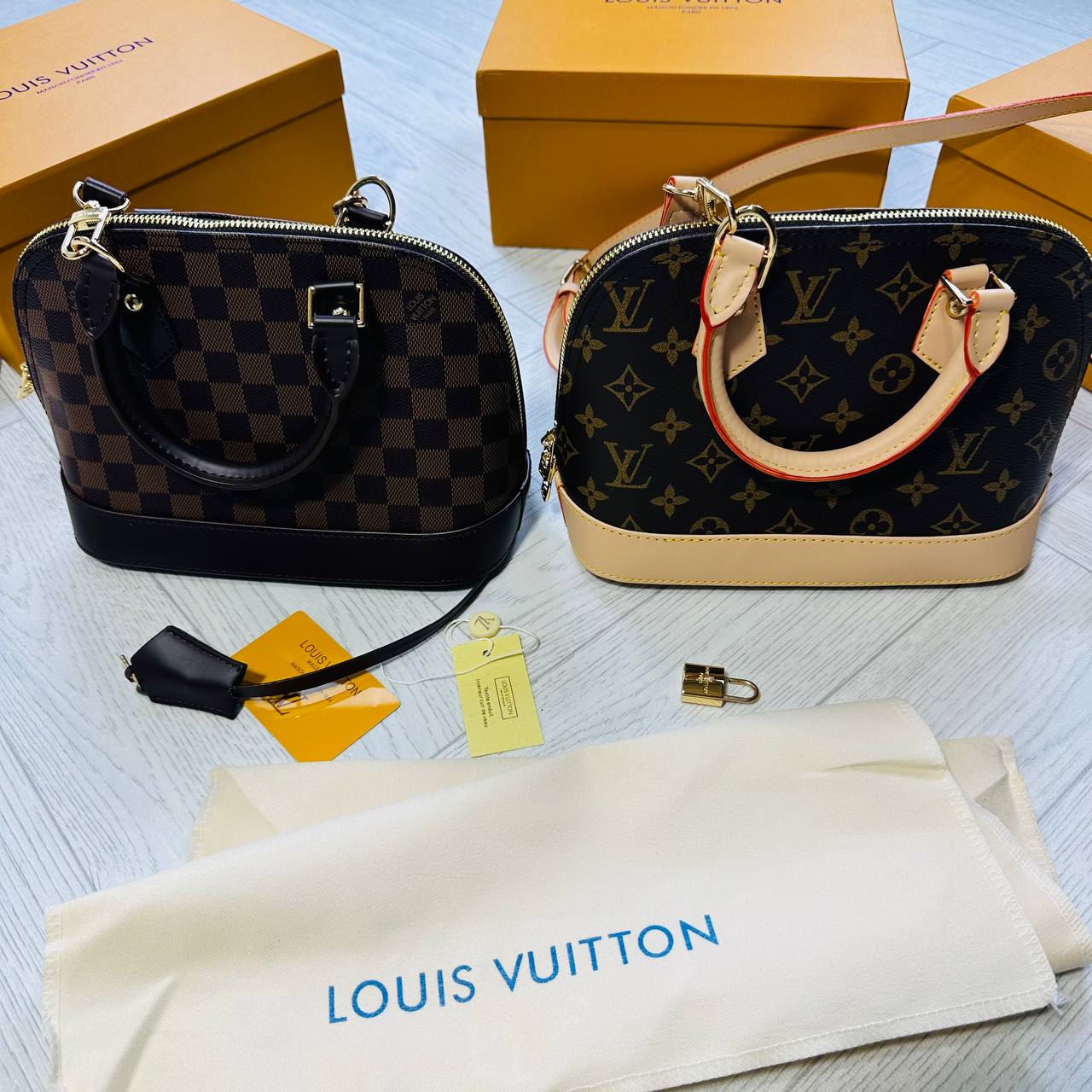LVE BAG WITH BOX AND PIPERWORK AVAILABLE to0509