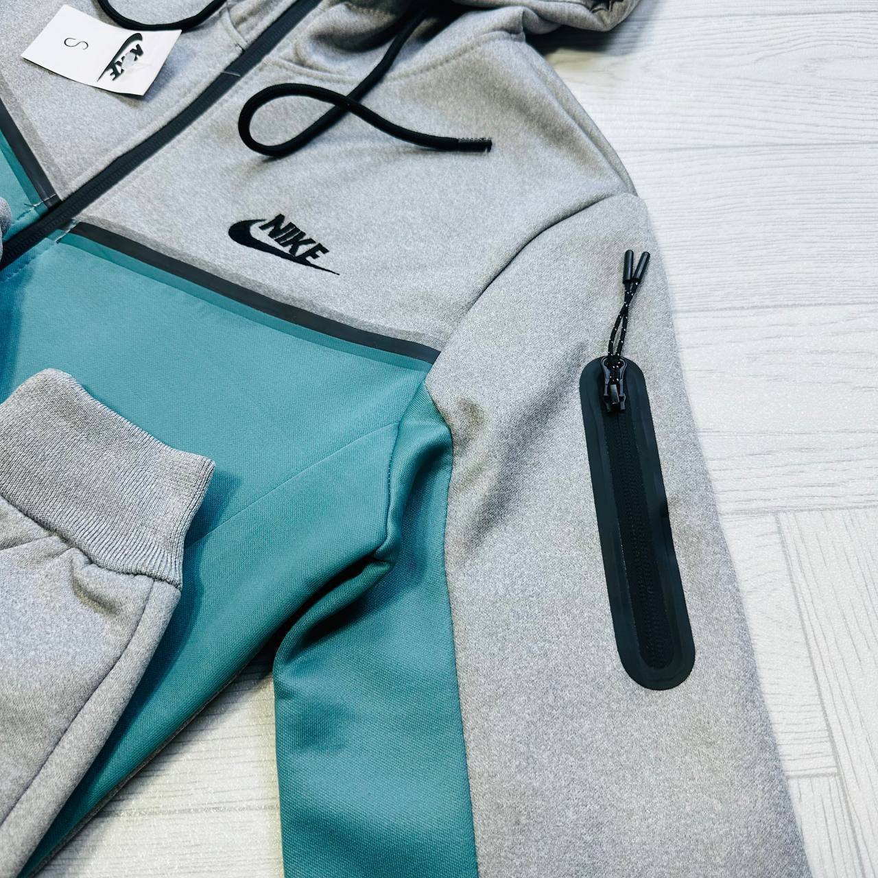 GOOD QUALITY NIK TRACK SUIT to2406